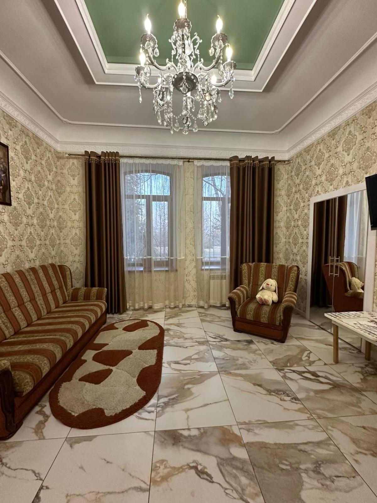Апартаменти В Парку Uman Ngoại thất bức ảnh